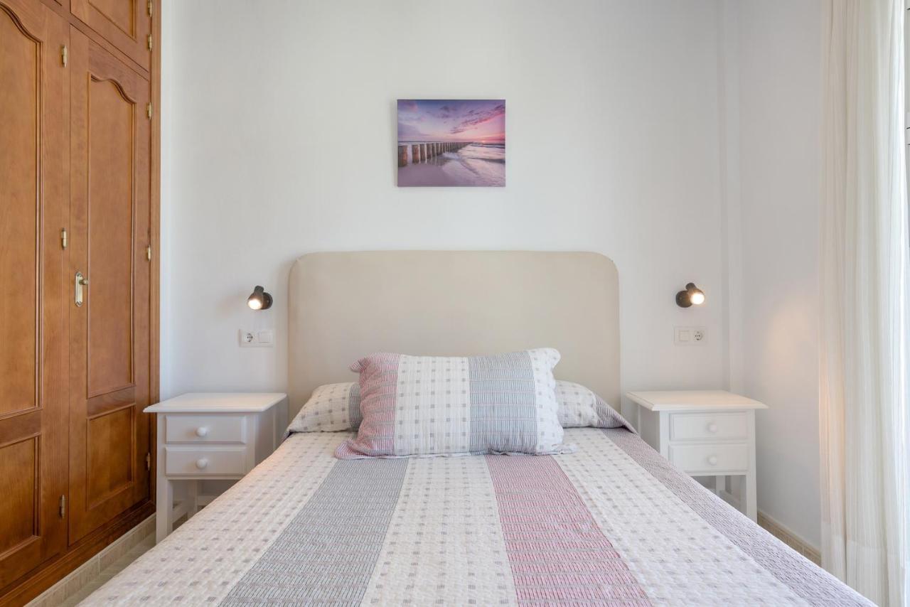 Apartamento Juan 2 コニル・デ・ラ・フロンテラ エクステリア 写真